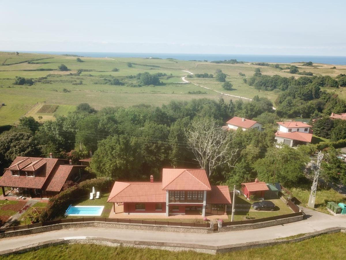 Vila La Casa Roja Asturias Hontoria Exteriér fotografie